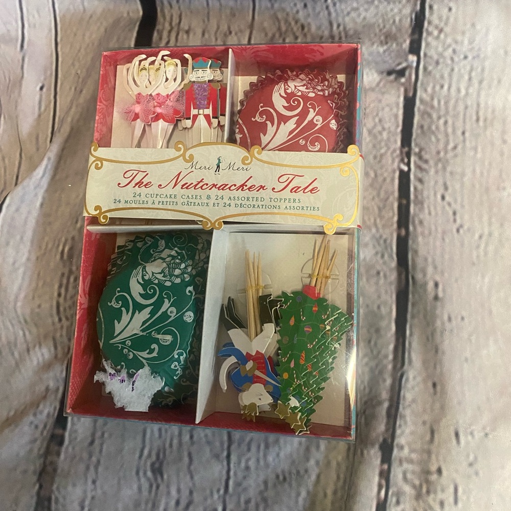 Meri Meri Christmas The Nutcracker‎ Tale Cupcake Cases and Toppers New in Box